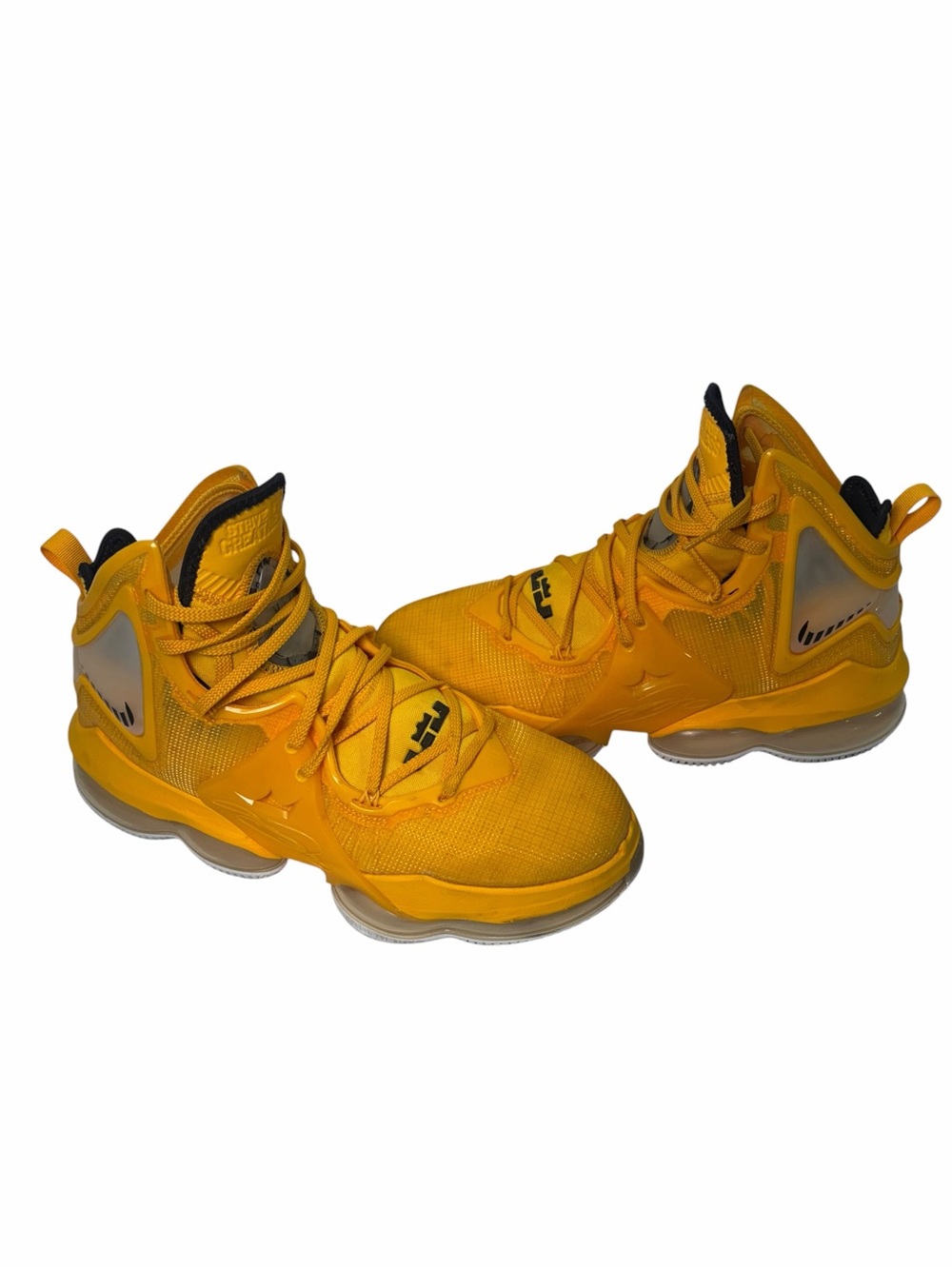 Nike LeBron 19 Hard Hat Yellow Black Men’s Size 10.5CZ0203-700 Basketball Shoes